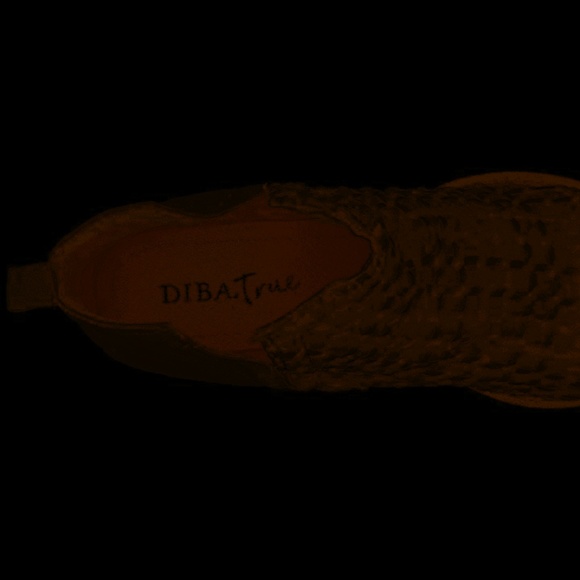 DIBA TRUE BOOTIES - "STRUCK GOLD" - NEW WITH TAGS - Picture 3 of 5